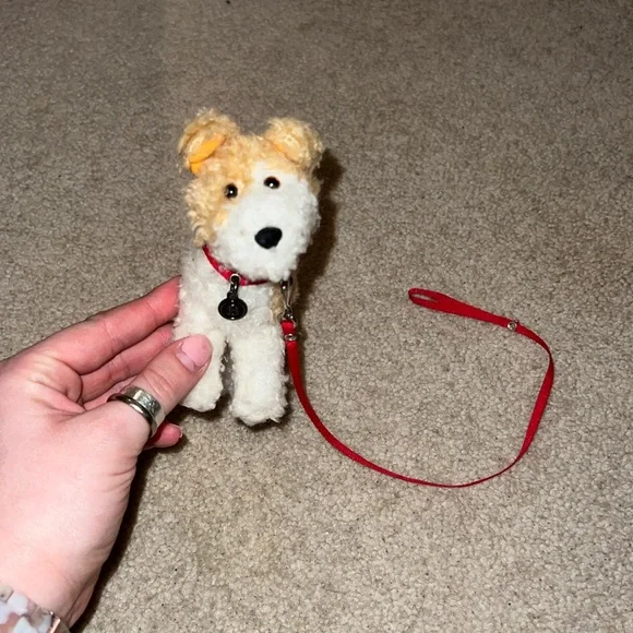 American Girl Molly McIntyre’s dog Buster - Picture 1 of 2